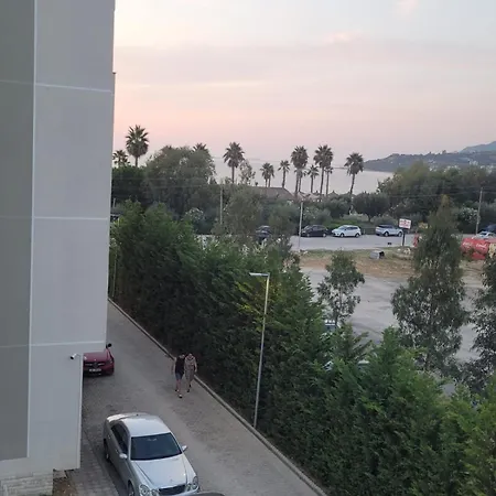 Jl Tirana *