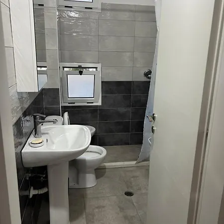 Appartement Jl Tirana Radhimë