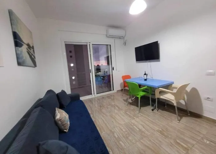 Jl Tirana Lägenhet